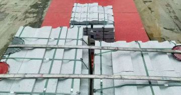 汕头 芝麻白仿形加直形路沿石出货日常