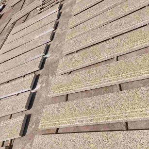 汕头 黄金麻花岗岩光面楼梯踏步