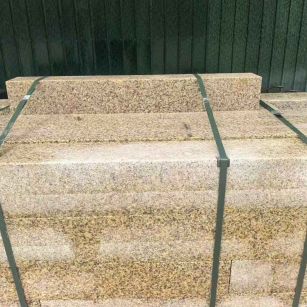 汕头 黄金麻花岗岩石材机切面栏杆料半成品