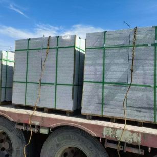 汕头 芝麻白花岗岩地铺石装车日常