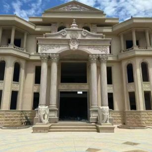 汕头 黄金麻别墅外墙干挂，大柱，大象，蘑菇石，雕花板