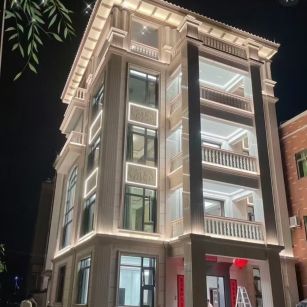 汕头 芝麻白花岗岩别墅外墙夜间效果