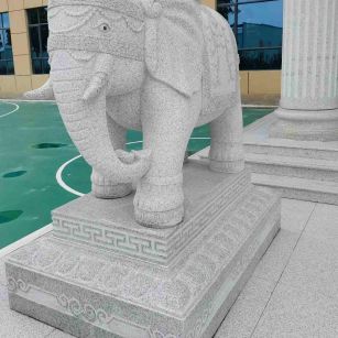 汕头 白麻花岗岩动物异形石雕-大象