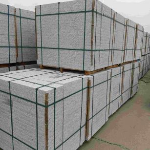 汕头 白麻花岗岩石材荔枝面地铺石（300*600*50）