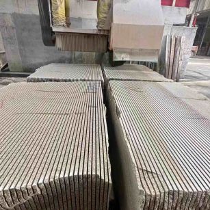 汕头 车间生产日常，黄金麻白麻花岗岩