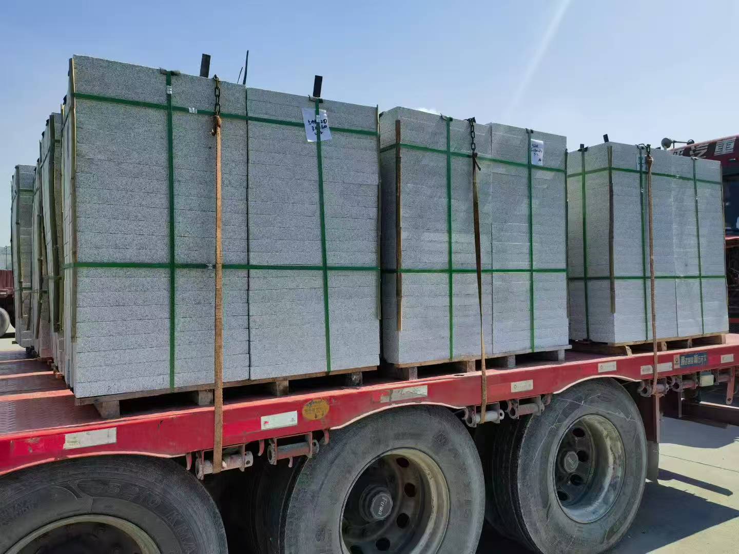 汕头芝麻白花岗岩出货日常地铺石