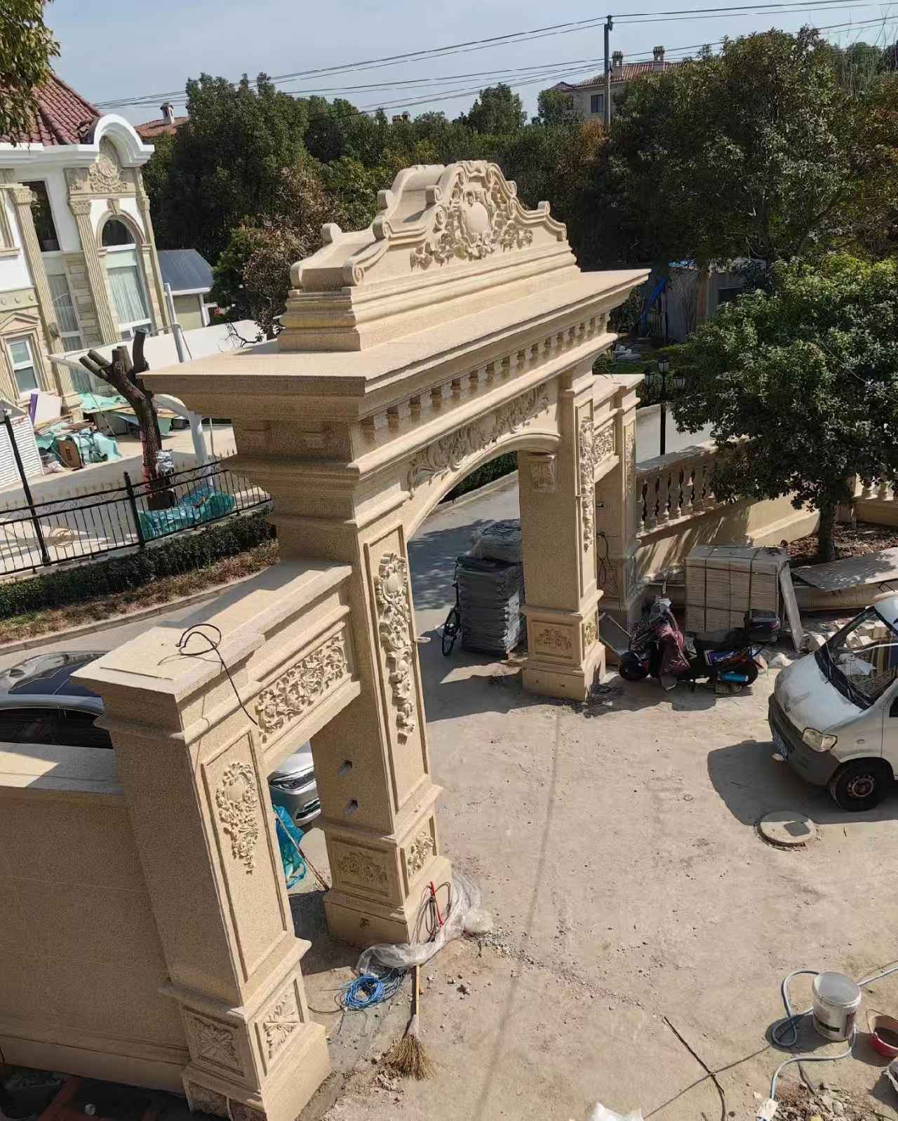 汕头 黄金麻荔枝面花岗岩别墅门楼