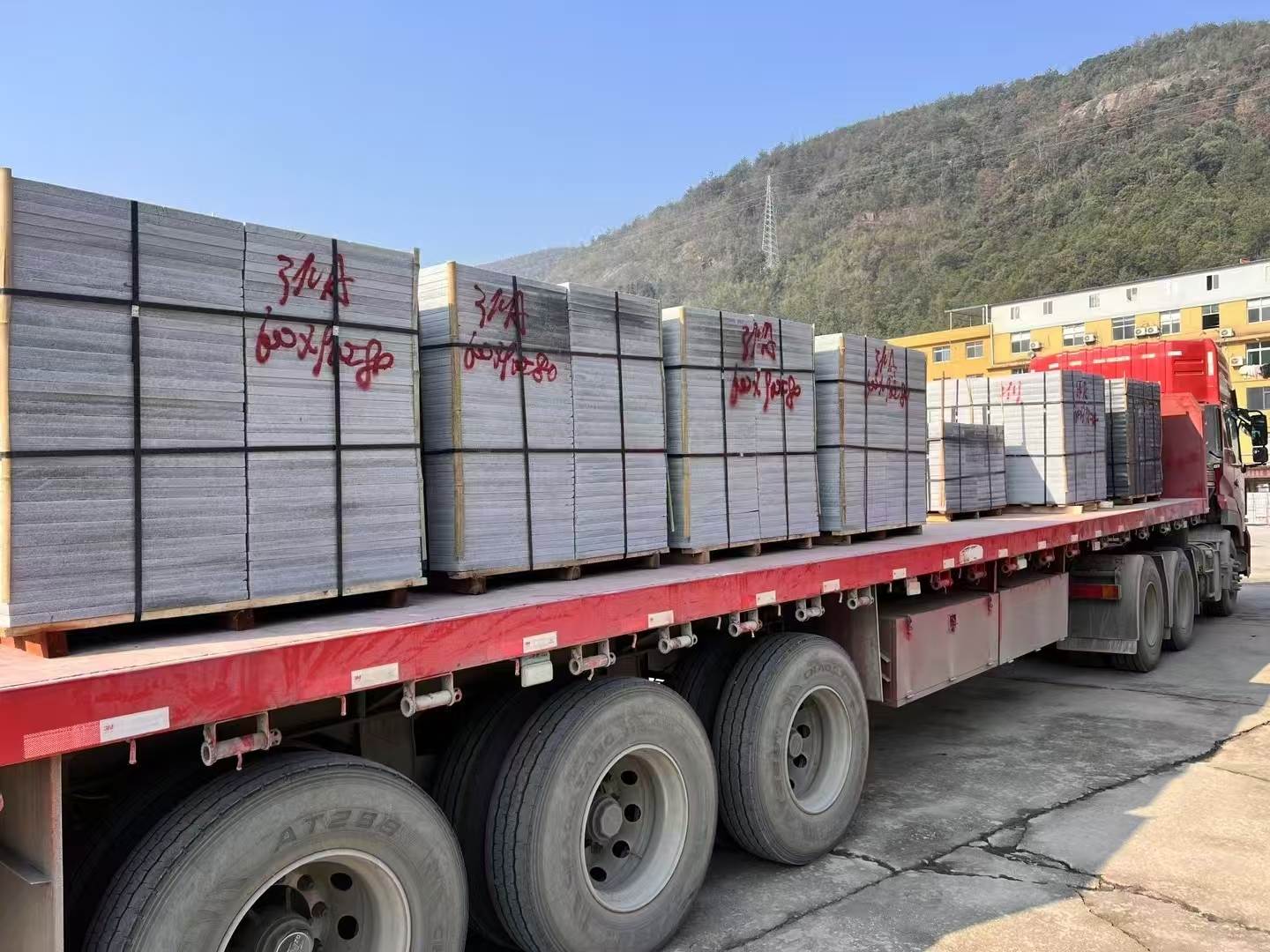 汕头 芝麻灰地铺石出货日常