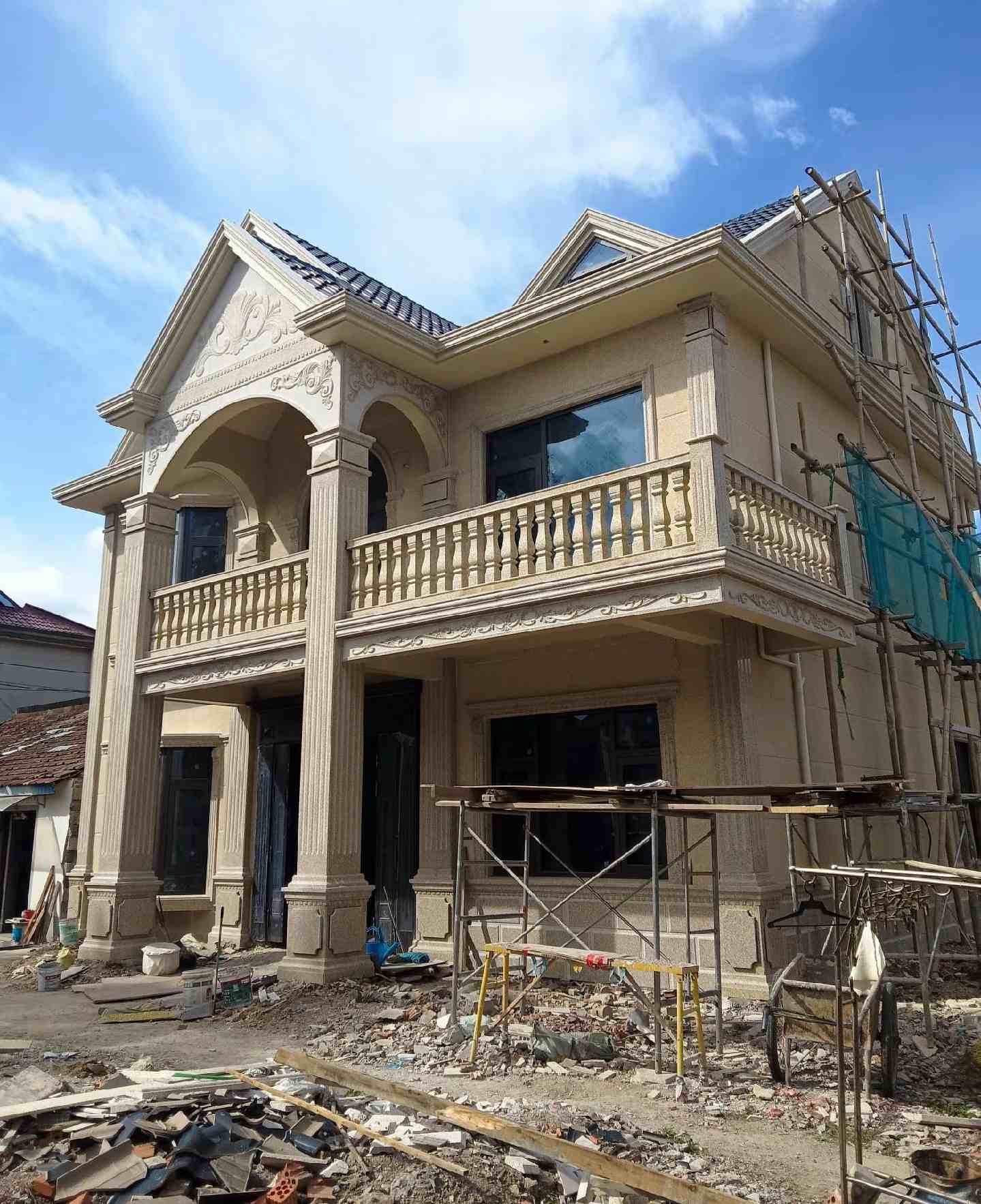 汕头 黄金麻花岗岩石材私人别墅雕花门楼柱阳台栏杆