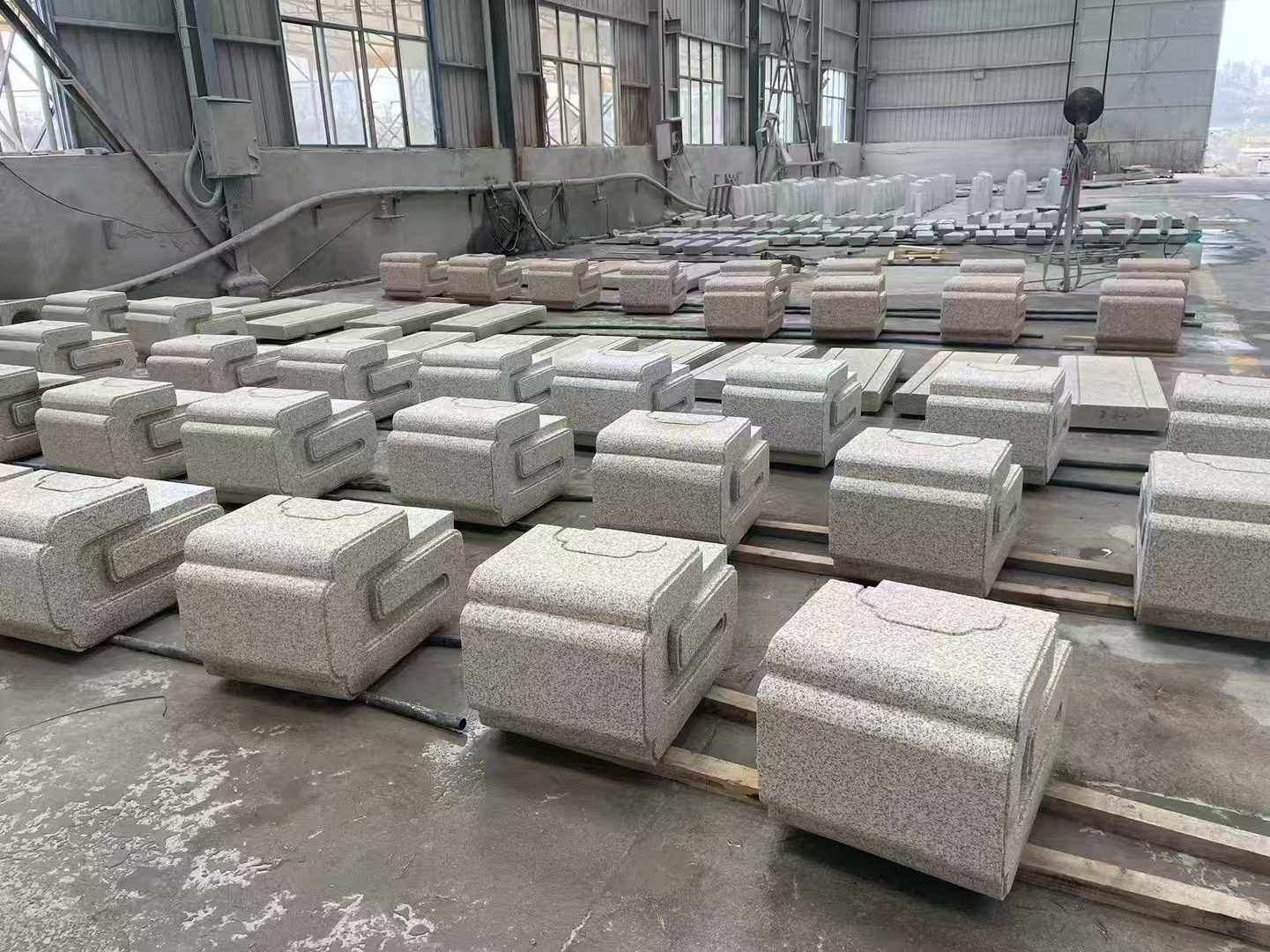 汕头 白麻花岗岩异形加工-石凳，坐凳