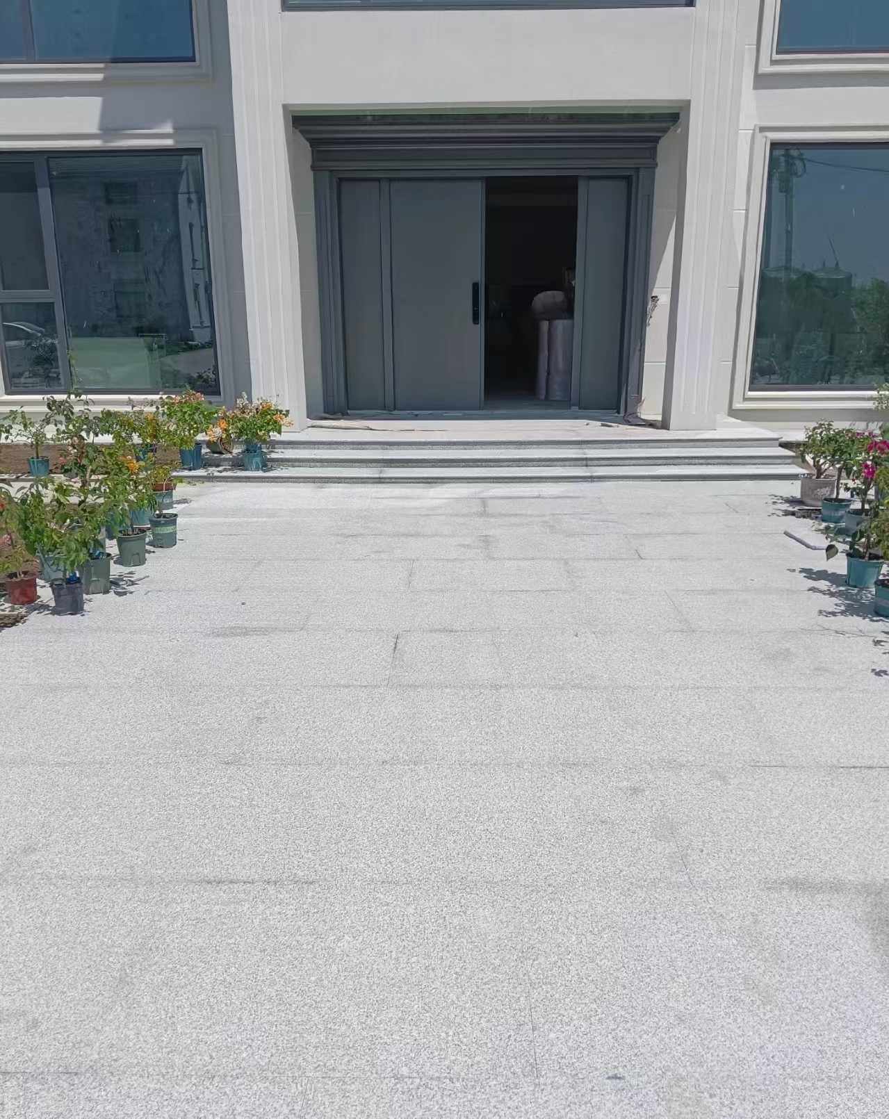 汕头 芝麻白花岗岩地铺石地面铺装