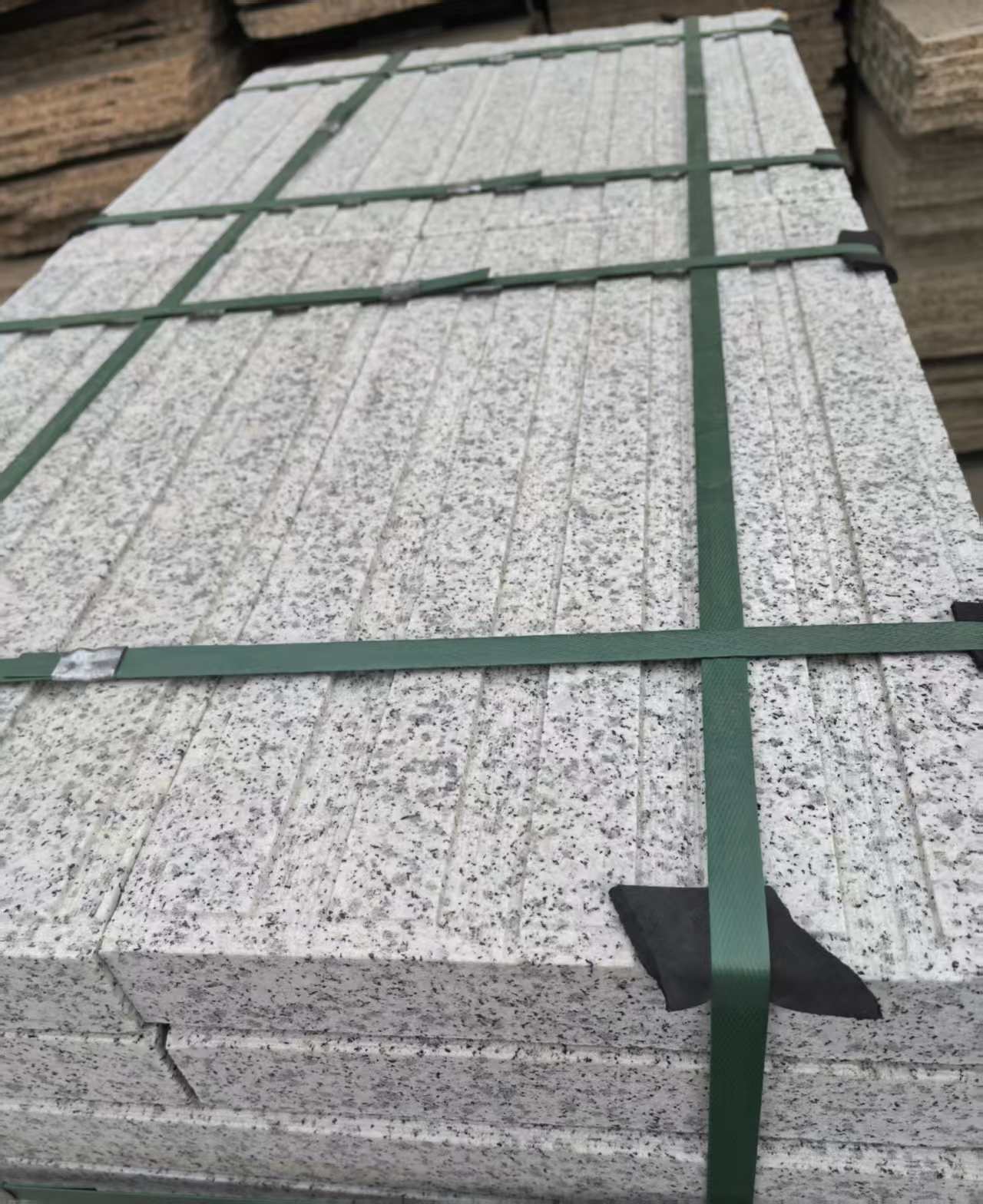 汕头 白麻花岗岩直行盲道石，盲条，地铺石