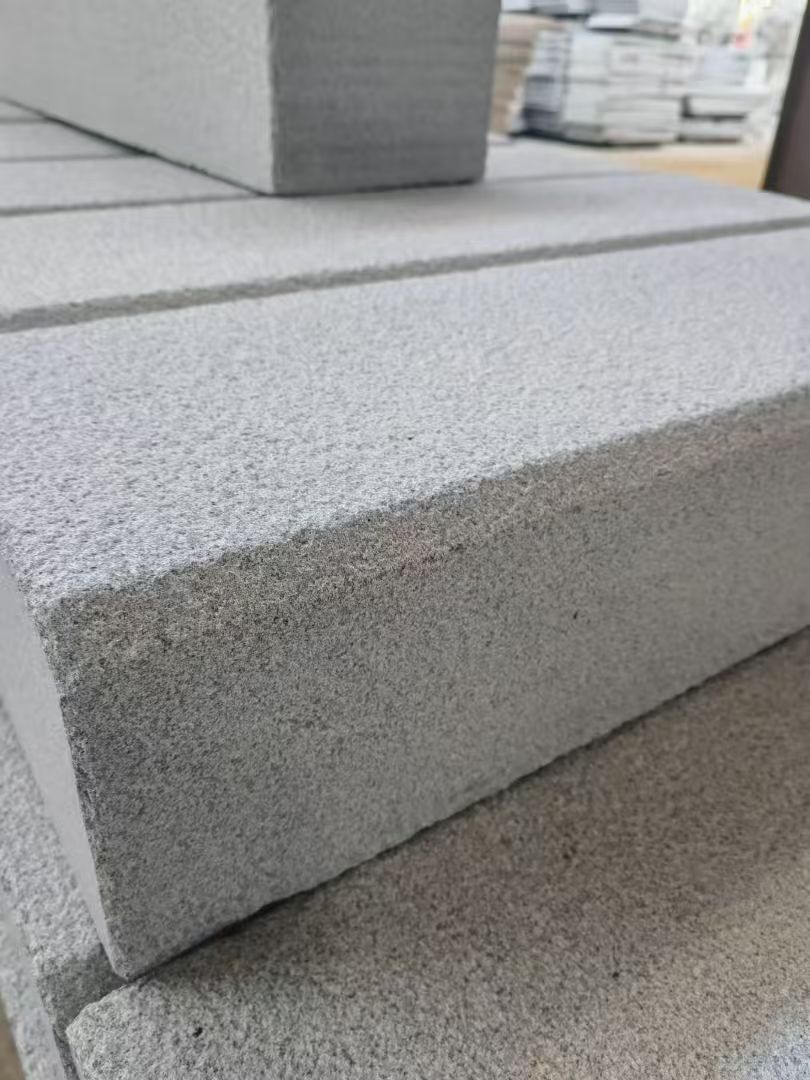 汕头 芝麻灰荔枝面路沿石